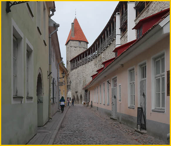 Lower Town Wall